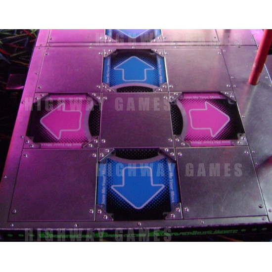 Dance Dance Revolution MAX 6th Mix Arcade Machine - Dance Pad