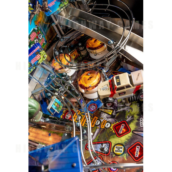 Jurassic Park Pinball Pro Edition (Stern) - Jurassic Park Pop Bumpers