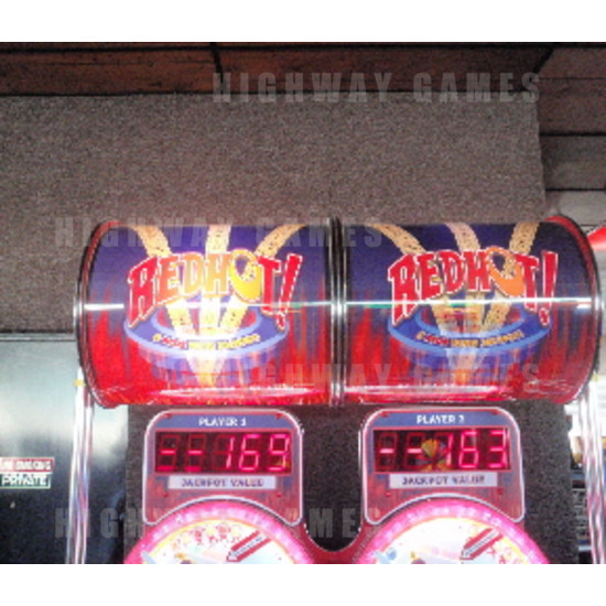 Red Hot! (2 Player Version) Ticket Redemption Machine - Screenshot 2